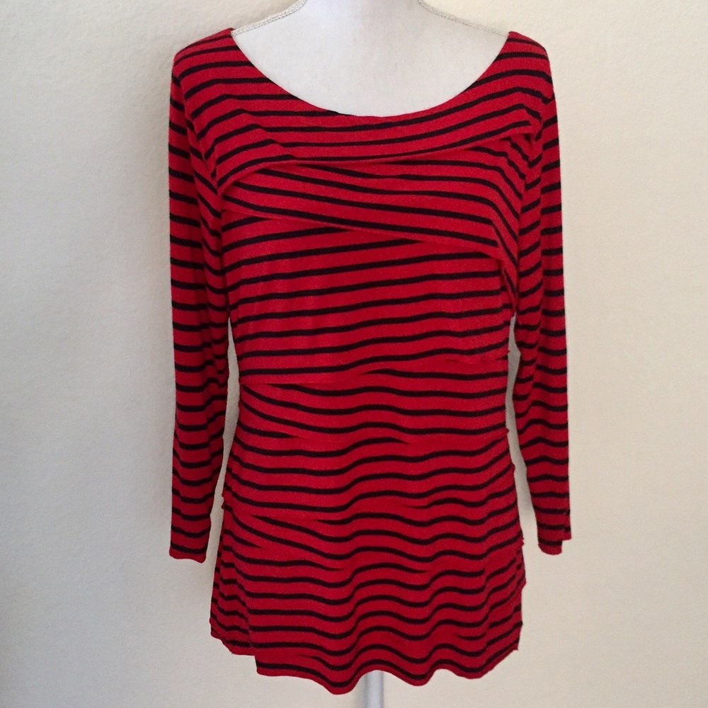 CHAUS Red & Black layered knit top  Size L NWOT